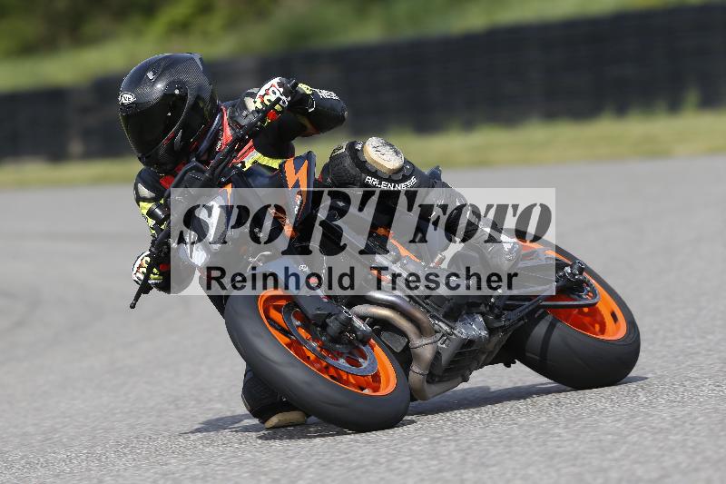 Archiv-2025/07 19.04.2025 Speer Racing ADR/Gruppe gelb/2